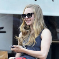 Amanda Seyfried Barton Perreira