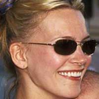 Natasha Henstridge Oliver Peoples