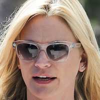 Natasha Henstridge Oliver Peoples